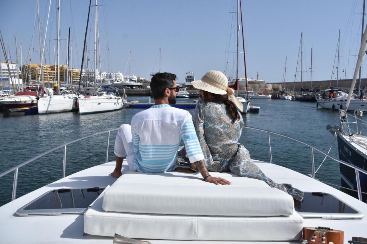 Luxury Boat Karamba I 호텔 산미겔데아보나 외부 사진