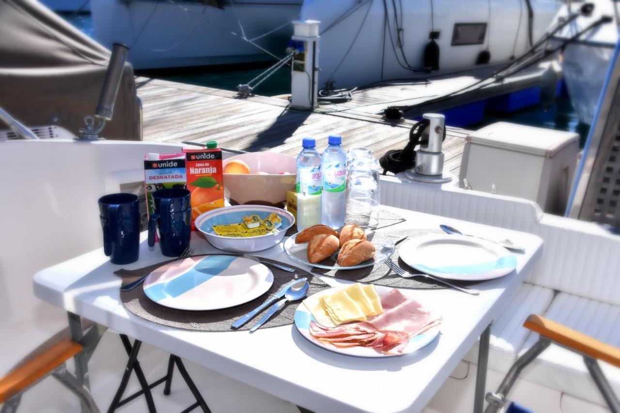 Luxury Boat Karamba I 호텔 산미겔데아보나 외부 사진